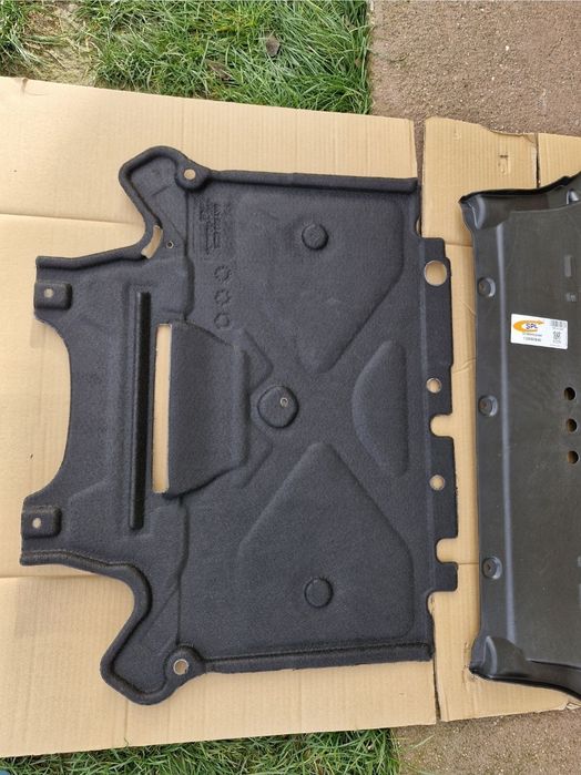 Scut Motor Cutie Audi A4 B8 2008-2015 NOI AM