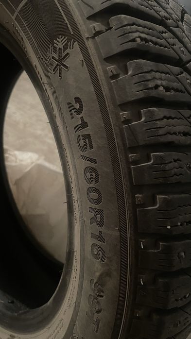 Комплект зимних шин 215\60\R16