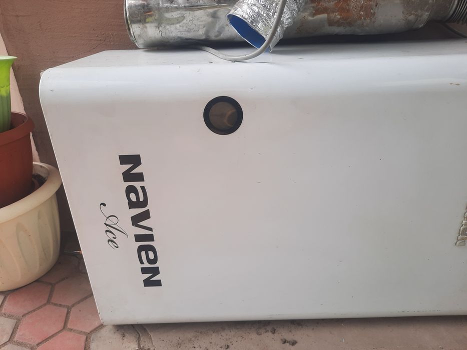 Продам котел Navien