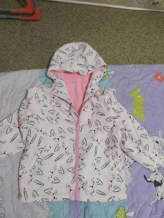 Продаются вещи на девочку