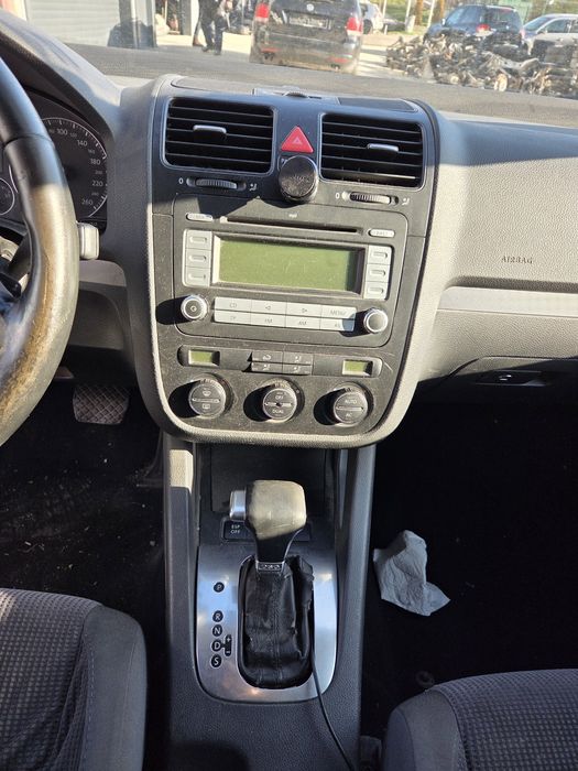 Golf 5 Variant 1.9 TDI (НА ЧАСТИ)