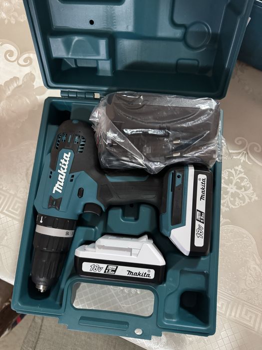 Макита HP488DWE шуруповерт скидка