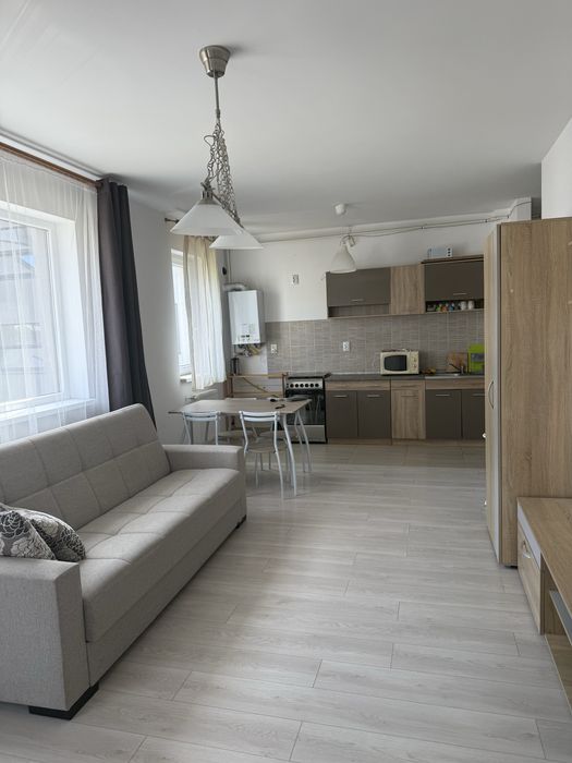 Inchiriez apartament 2 camere str. Stadionului