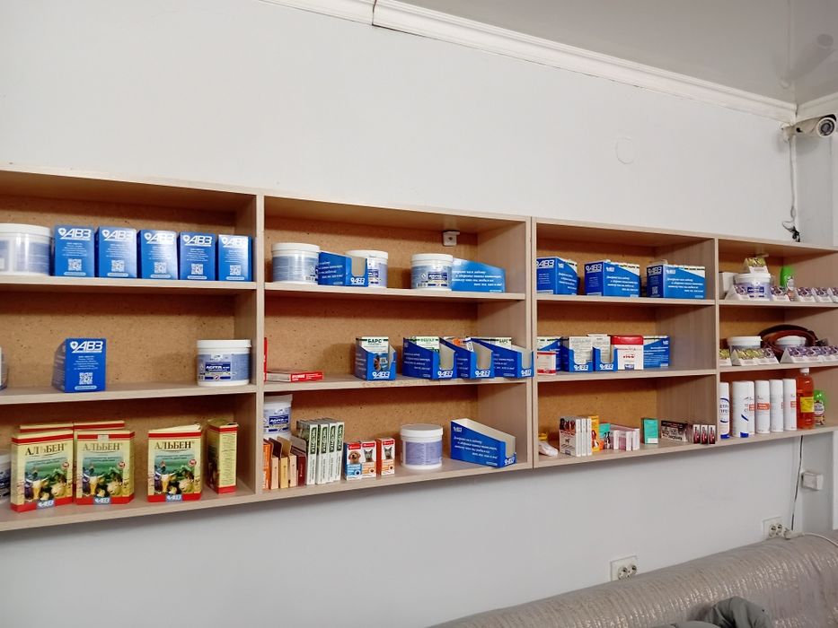 Продам мебель аптечную