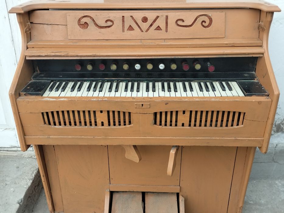 Pianina sotiladi