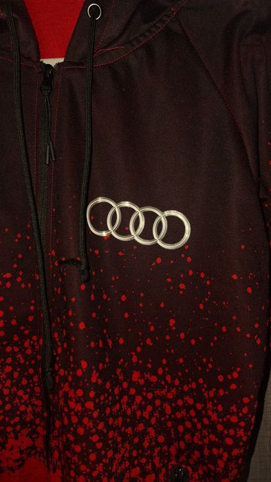 Hanorac Audi mărimea M