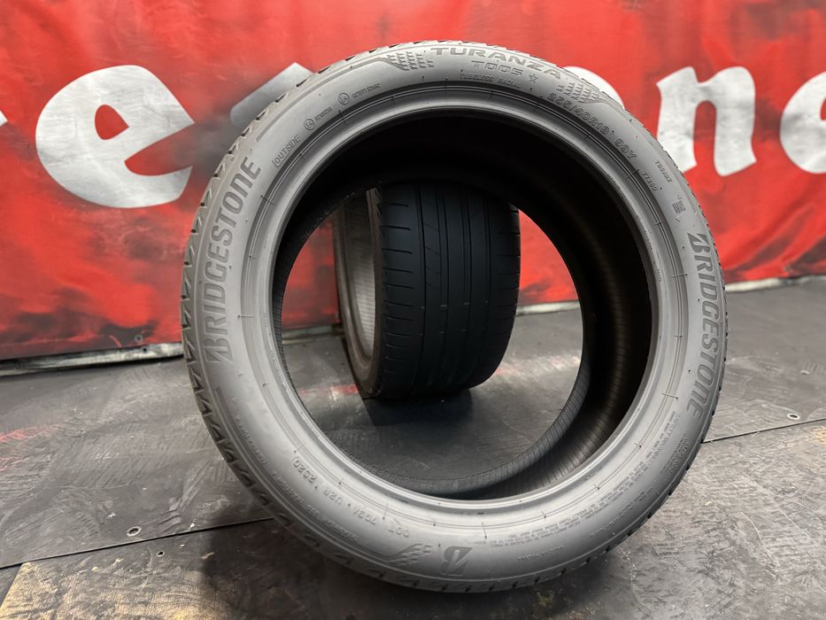 255 40 18, Летни гуми, Bridgestone TuranzaT005, 2 броя