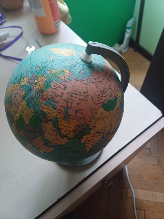 Глобус от времето на СССР ,Чехословакия и Югославия