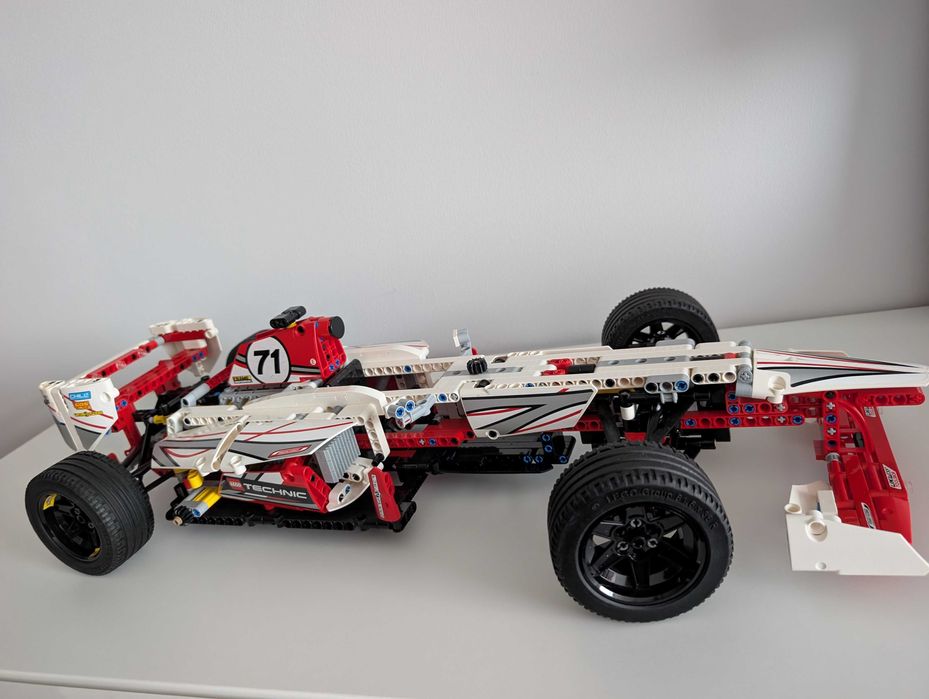 Lego Technic 42000 - Grand Prix Racer