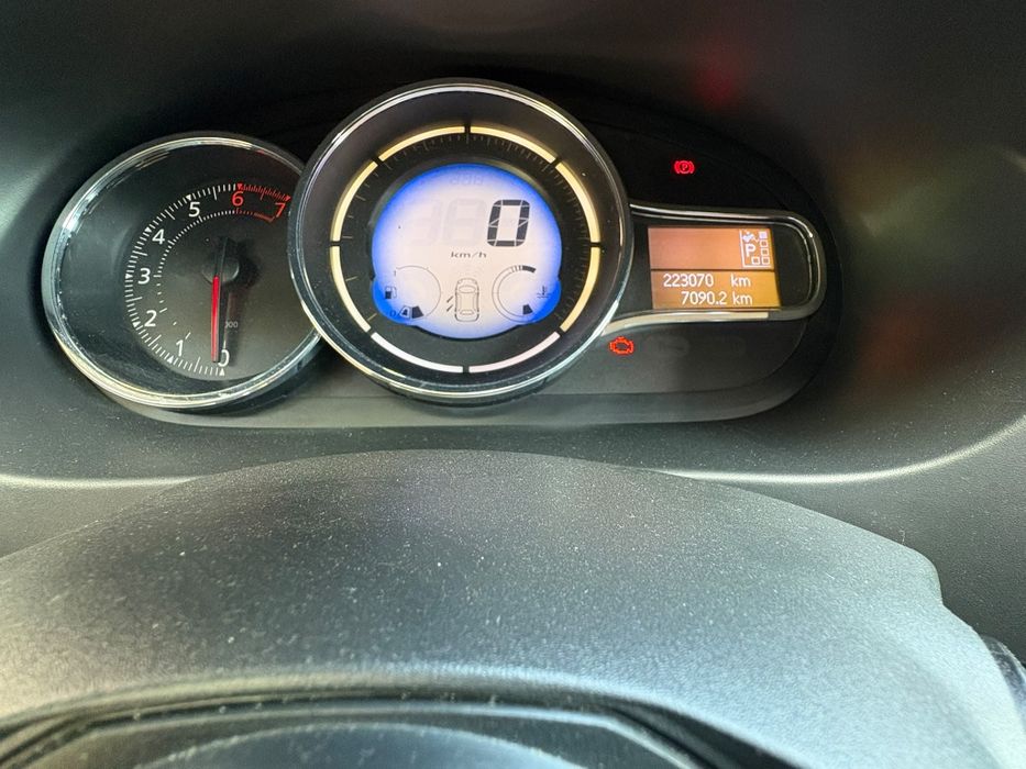 Renault fluence  1.6 și GPL