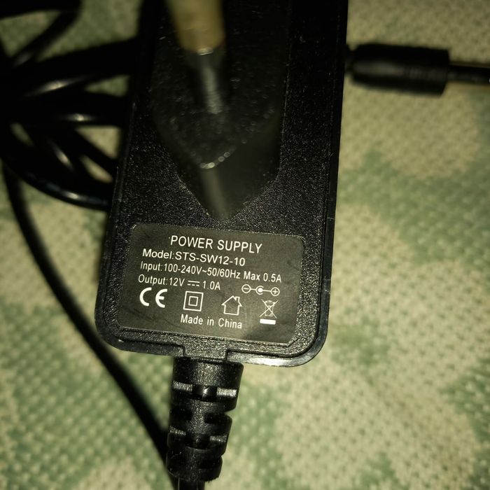 Продам Блок Питания на 12 Вольт на 1 Ампер