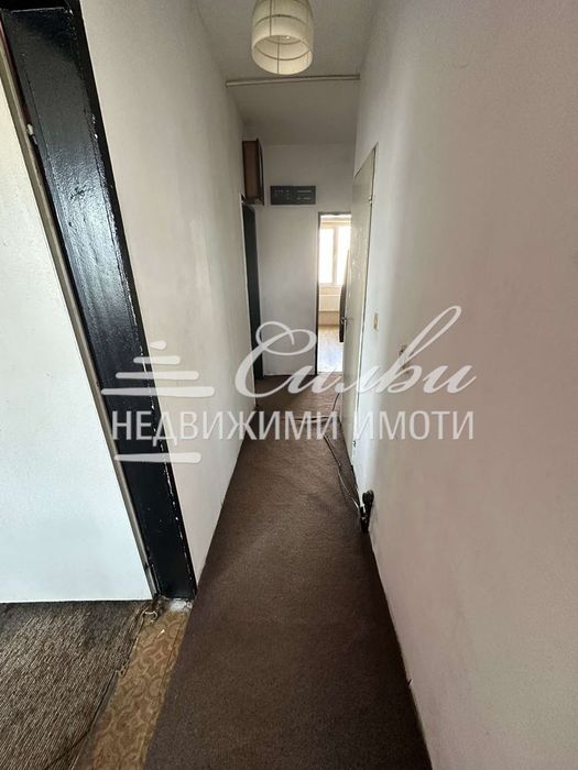 Тристаен апартамент - кв.Боровец