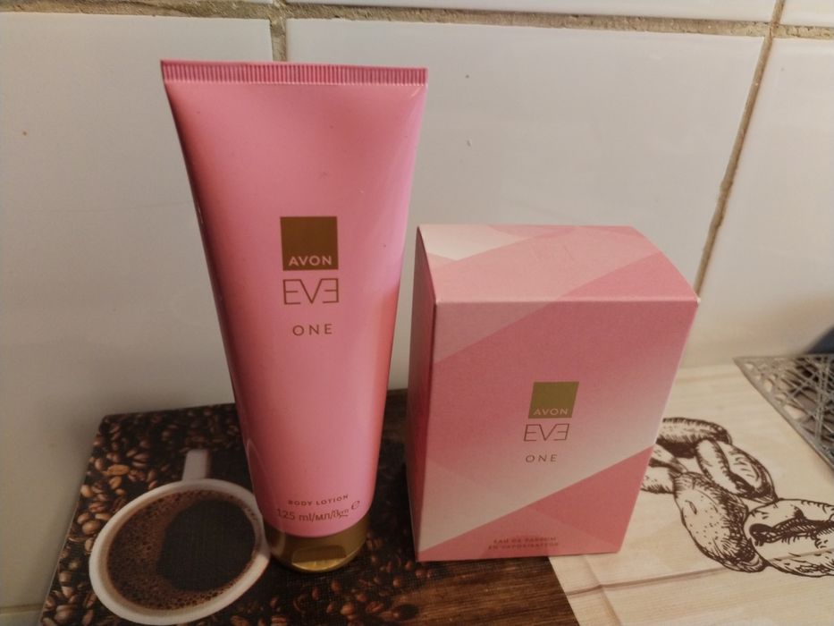 Parfum Eve One +Loțiune de corp parfumată Eve ONE