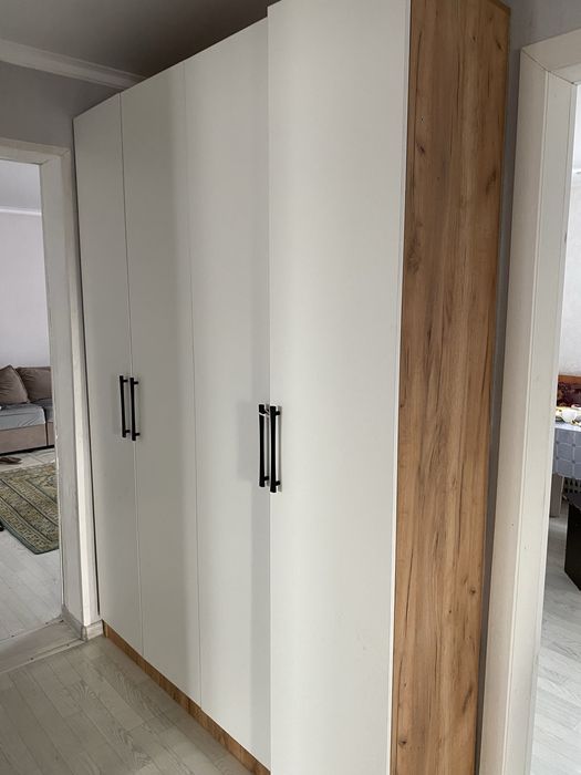 Шкаф 4 дверный..