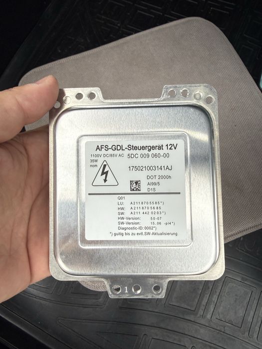 Calculator far / droser / balast xenon Mercedes W211 A2118705585 nou