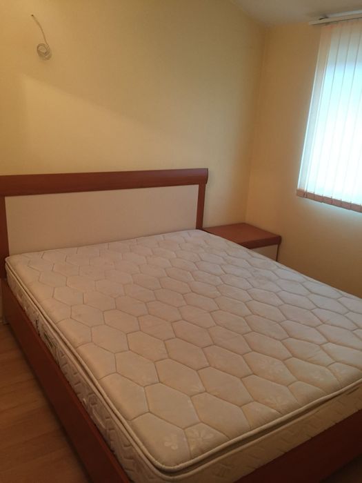 Давам под наем двустаен