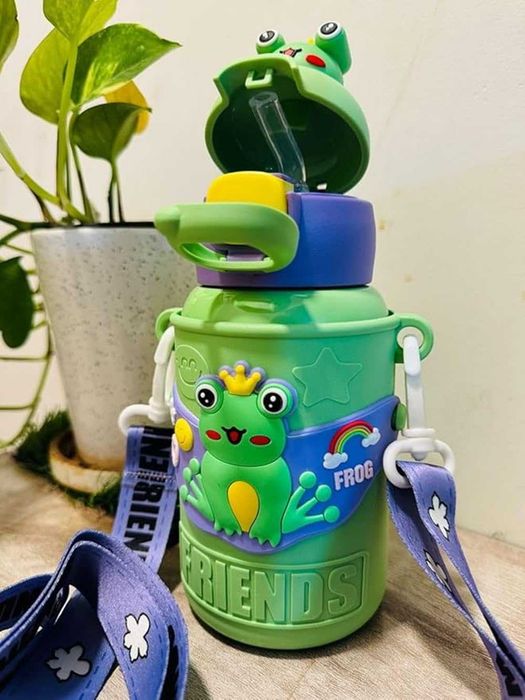 Детска бутилка за вода Cute Frog Friends