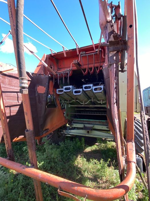 Комбайн ДОН-1500Б