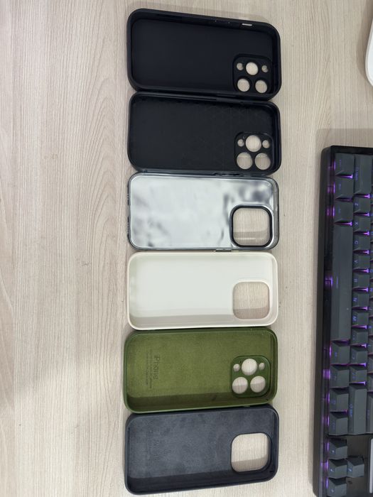 Чехлы на iPhone 14 Pro