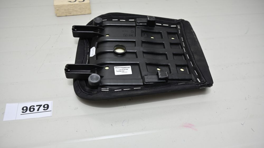 Husqvarna Svartpilen 801 2024 2025 Sa sezut pasager