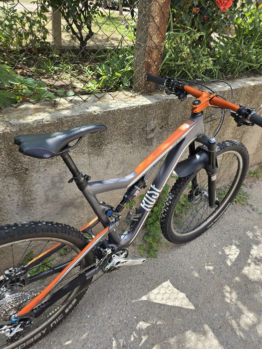 Rose 29 цола L размер Rockshox Revelation,  2x10 XT , Formula спирачки,  Rockshox Monarch Shock