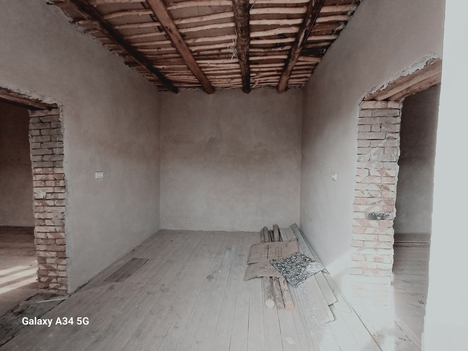 Жай сатилади базардин касинда