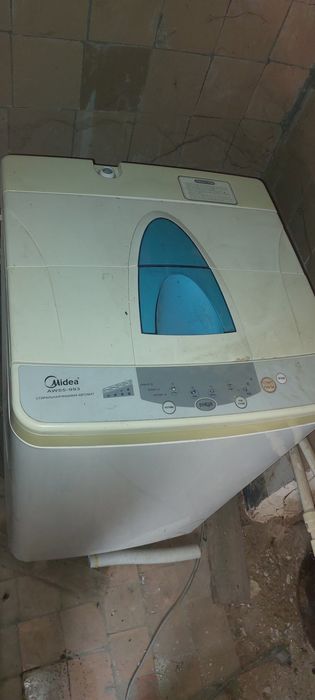Стиральная машинка Midea