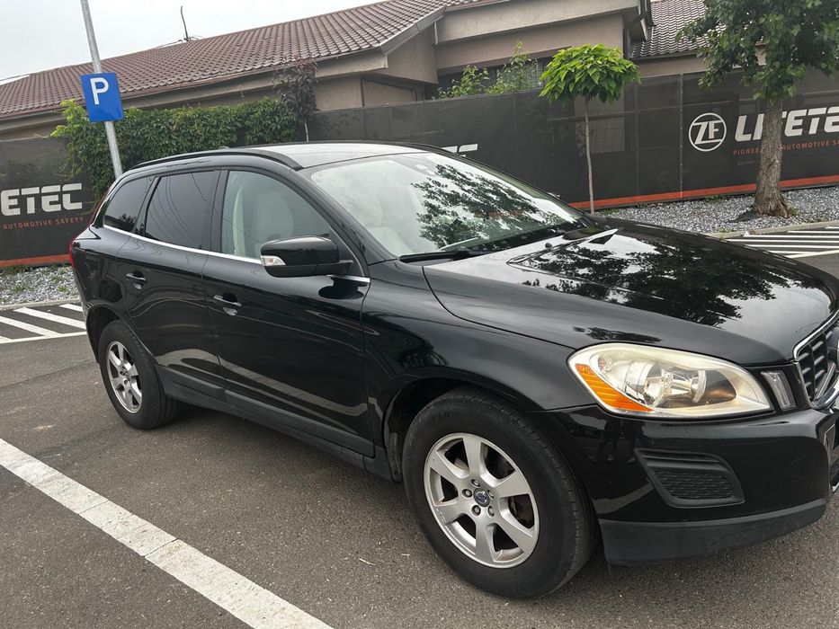 VOLVO XC60 2011 — imagine 4