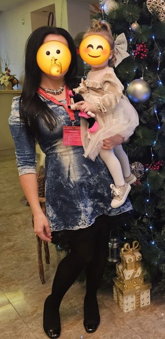 Дънкова рокля с дантела