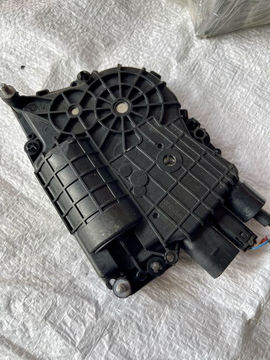 Присоска дверей BMW x5 E70 БМВ х5 Е70