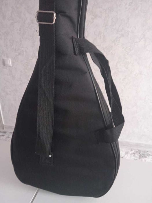 ДОМБЫРА сатылады ҚАРА түсті