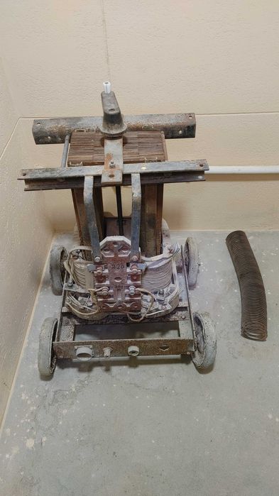 Продам сварочный апарат советский