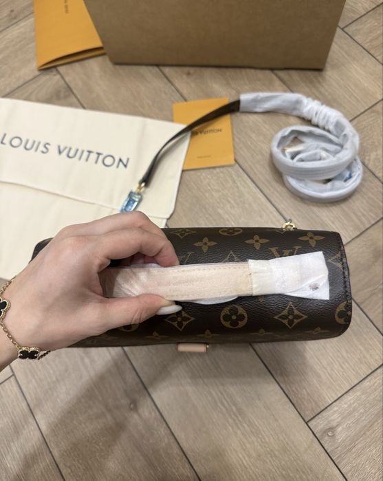 Сумка LV Louis Vuitton Pochette Metis