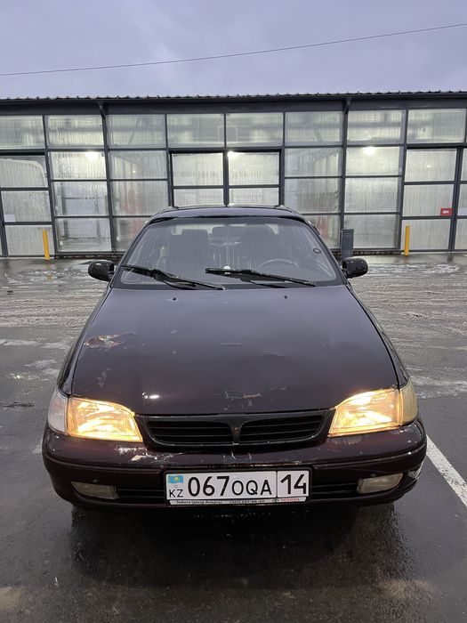 Продам Toyota carina e