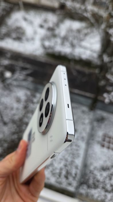 OnePlus 13 - 512gb / 16gb RAM