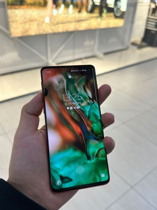 Продам Samsung S10