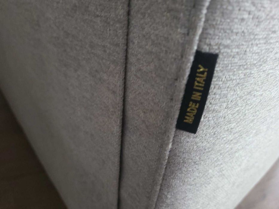 Италиански сив комплект от плат диван тройка и два фотьойла