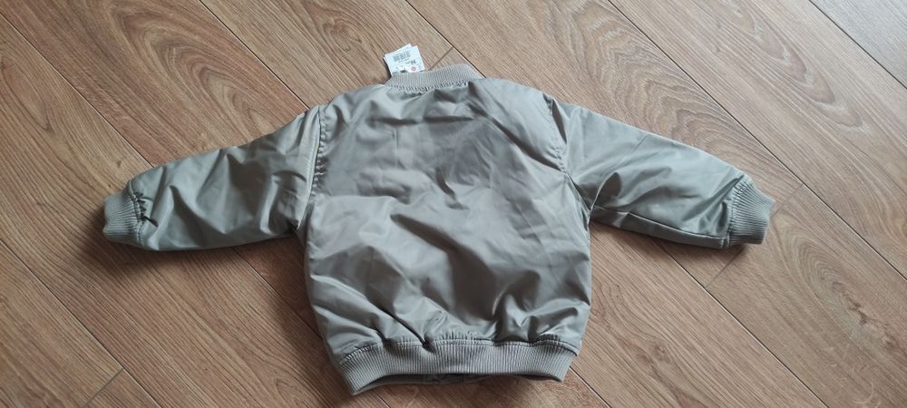 Ново детско яке Reserved с етикет/98см.
