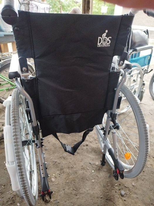 Инвалидная коляска