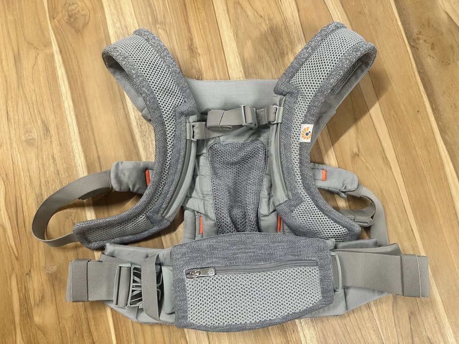 Ергономична раница ergobaby Aerloom