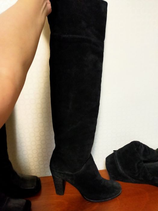 Продам демисезонные сапоги