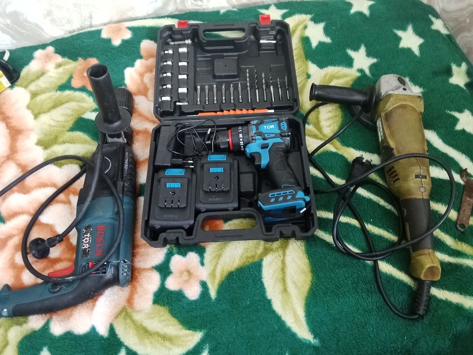 Префоратор и Болгарка, Мини церкуляарка