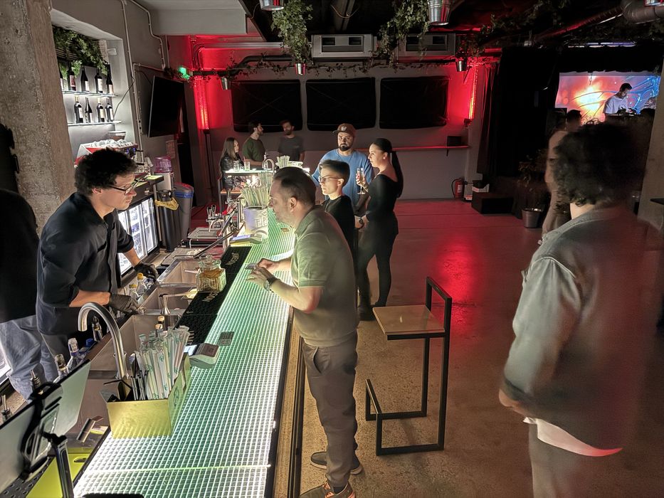 Locatie  evenimente, petreceri, lansari produs, majorate, concerte