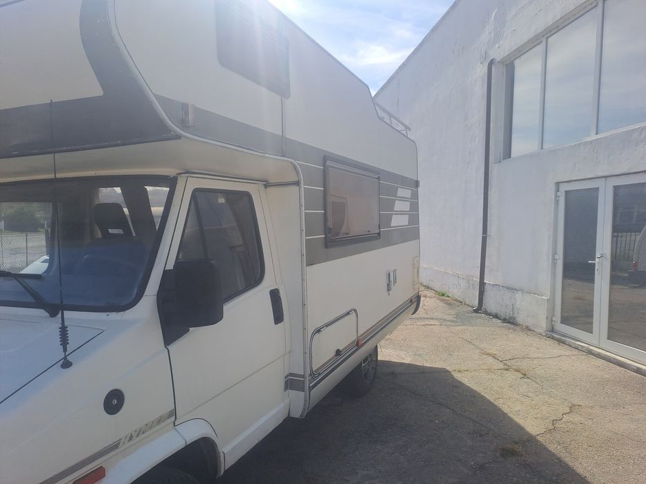 Caravană 6 locuri