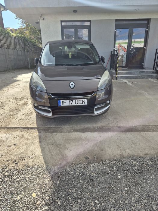 Renault Scenic 2012