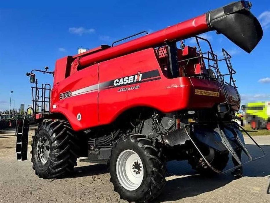 Зерноуборочный комбайн Case IH Axial-Flow 5088