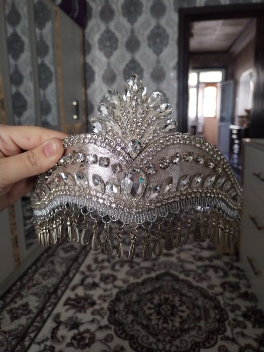 Kelinlar uchun taqinchoqlar