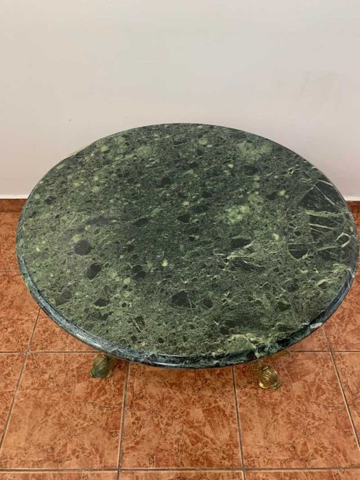 Masa rotunda cu blat din marmura verde
