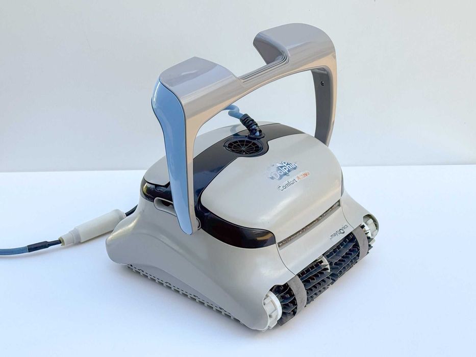 Robot curățare piscină Dolphin Maytronics Comfort Active