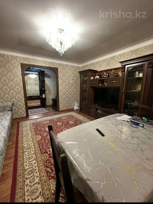 4 комн квартирв Китайская стена